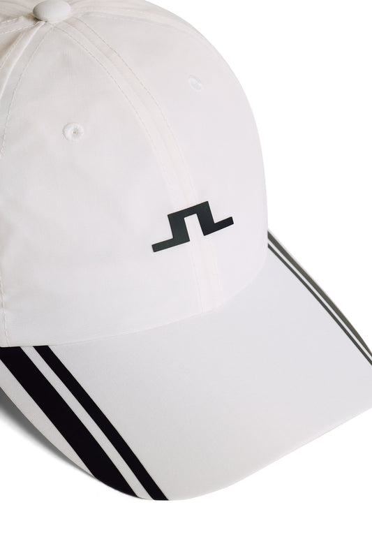 Felix Cap / White