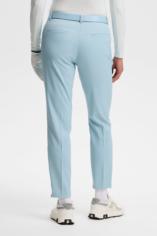Pia Pant / Forget-Me-Not