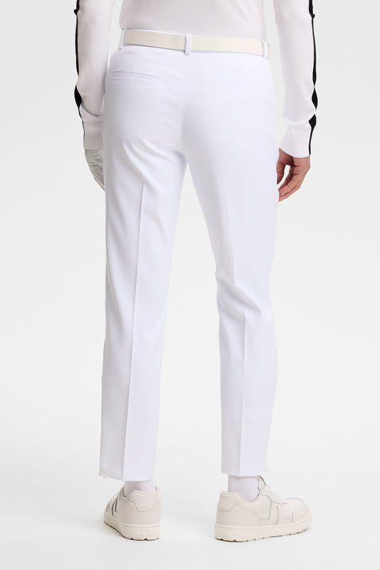 Pia Pant / White