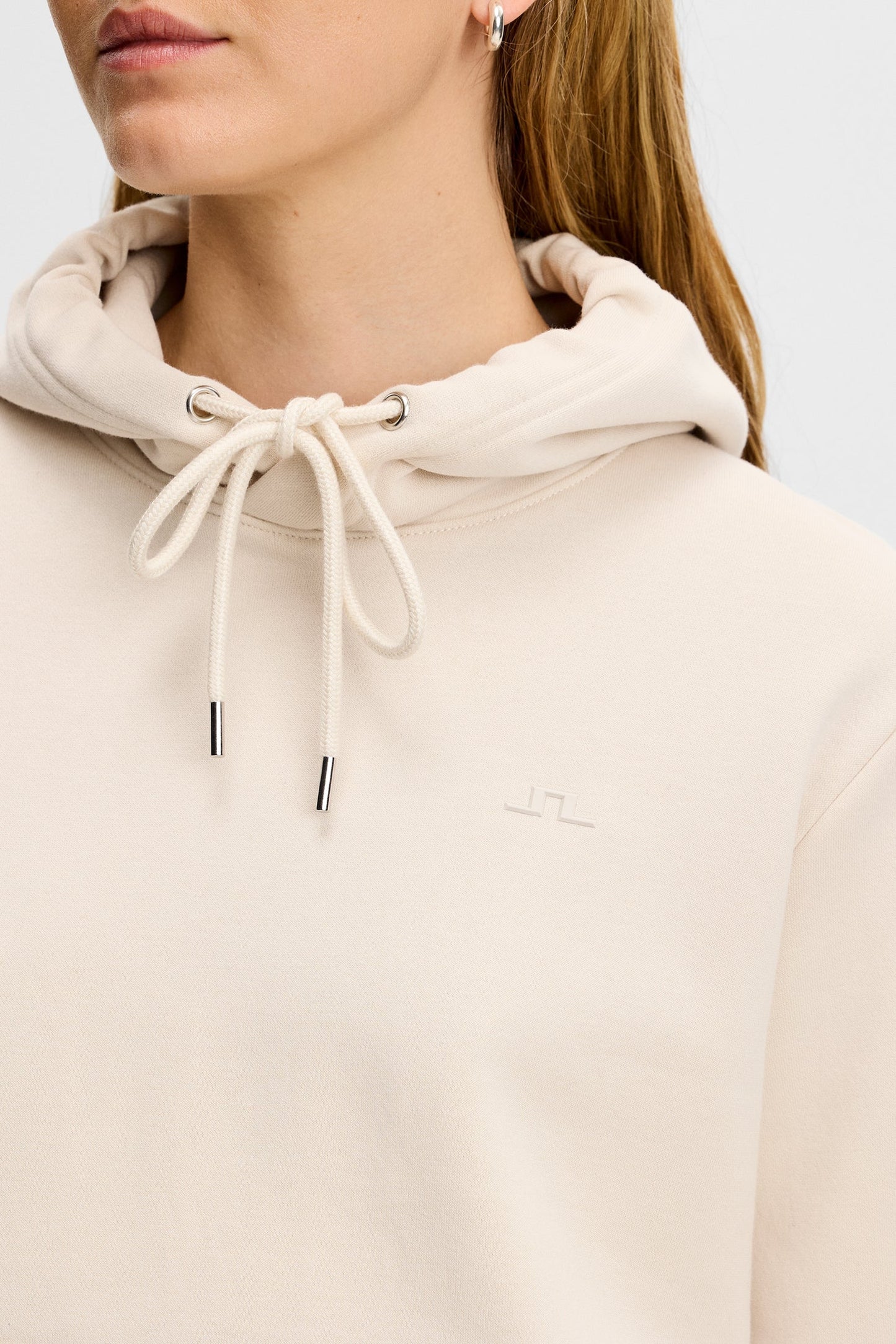 Nova Hood / Moonbeam