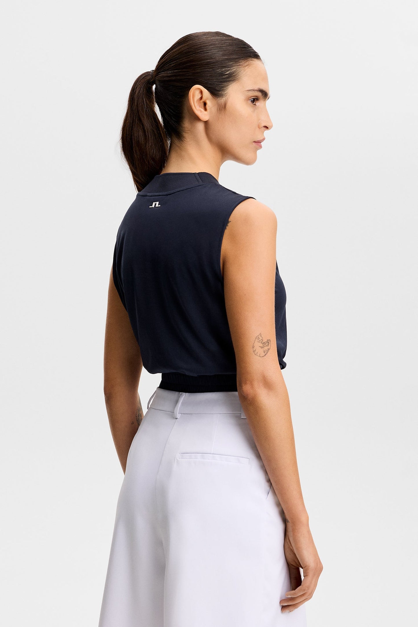 Liny Sleeveless Top / Navy