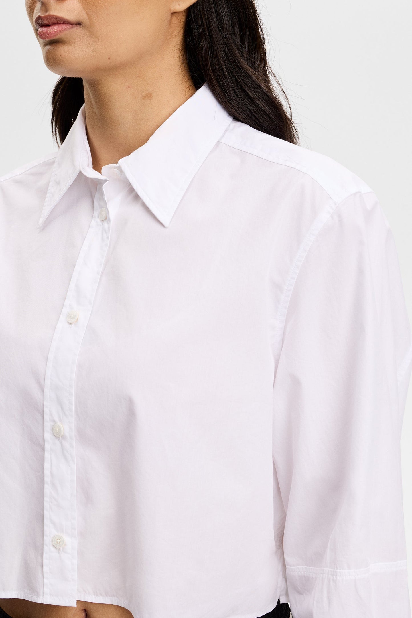 Jelina Cotton Solid Shirt / White