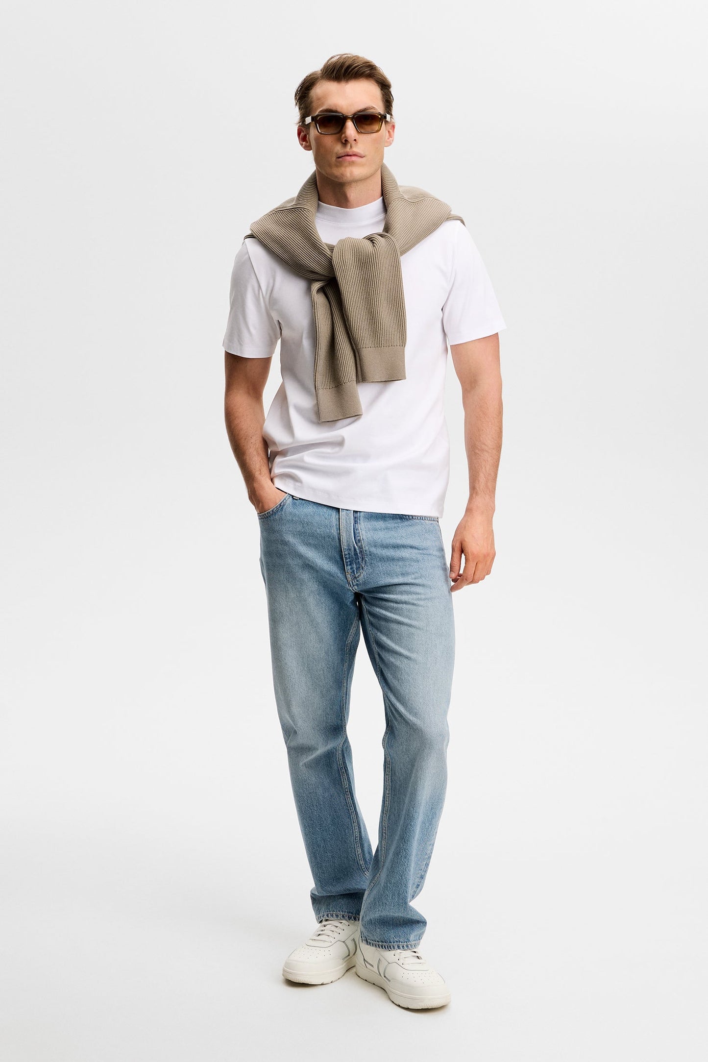 Ace Mock Neck T-Shirt / White