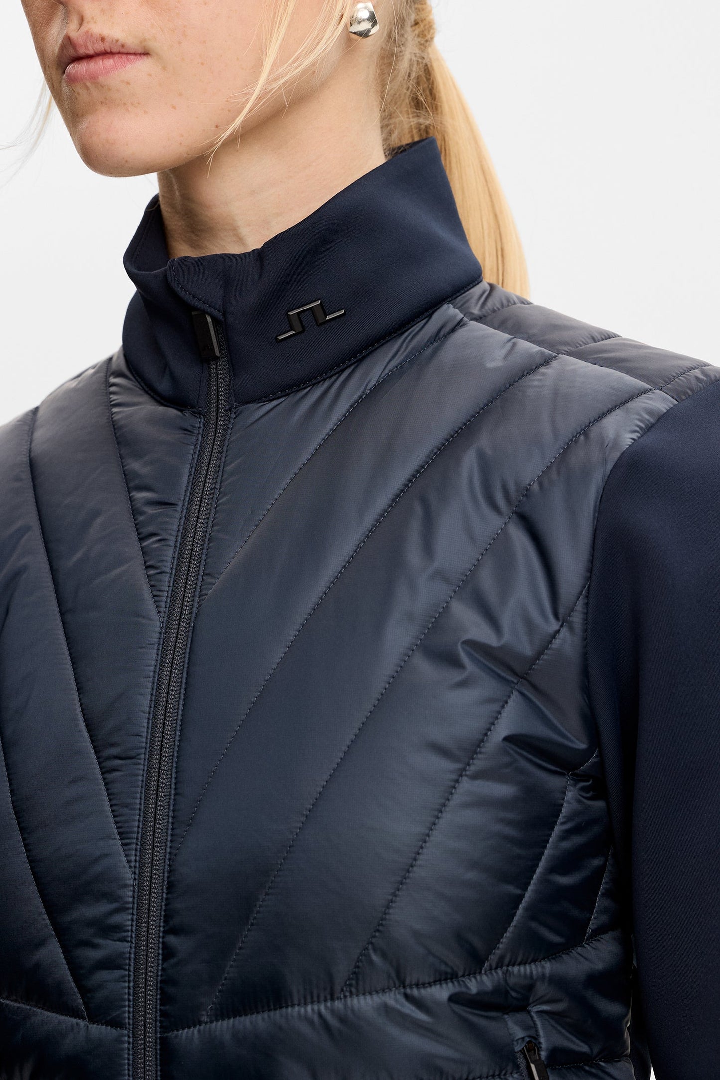 Holma Quilt Hybrid Jacket / Navy