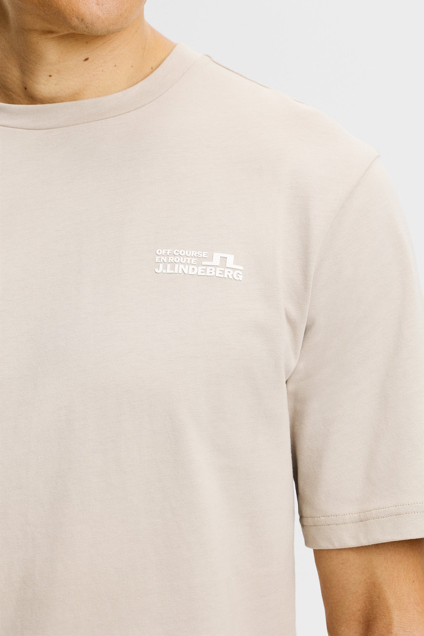 Graphic T-Shirt / Oyster Brown