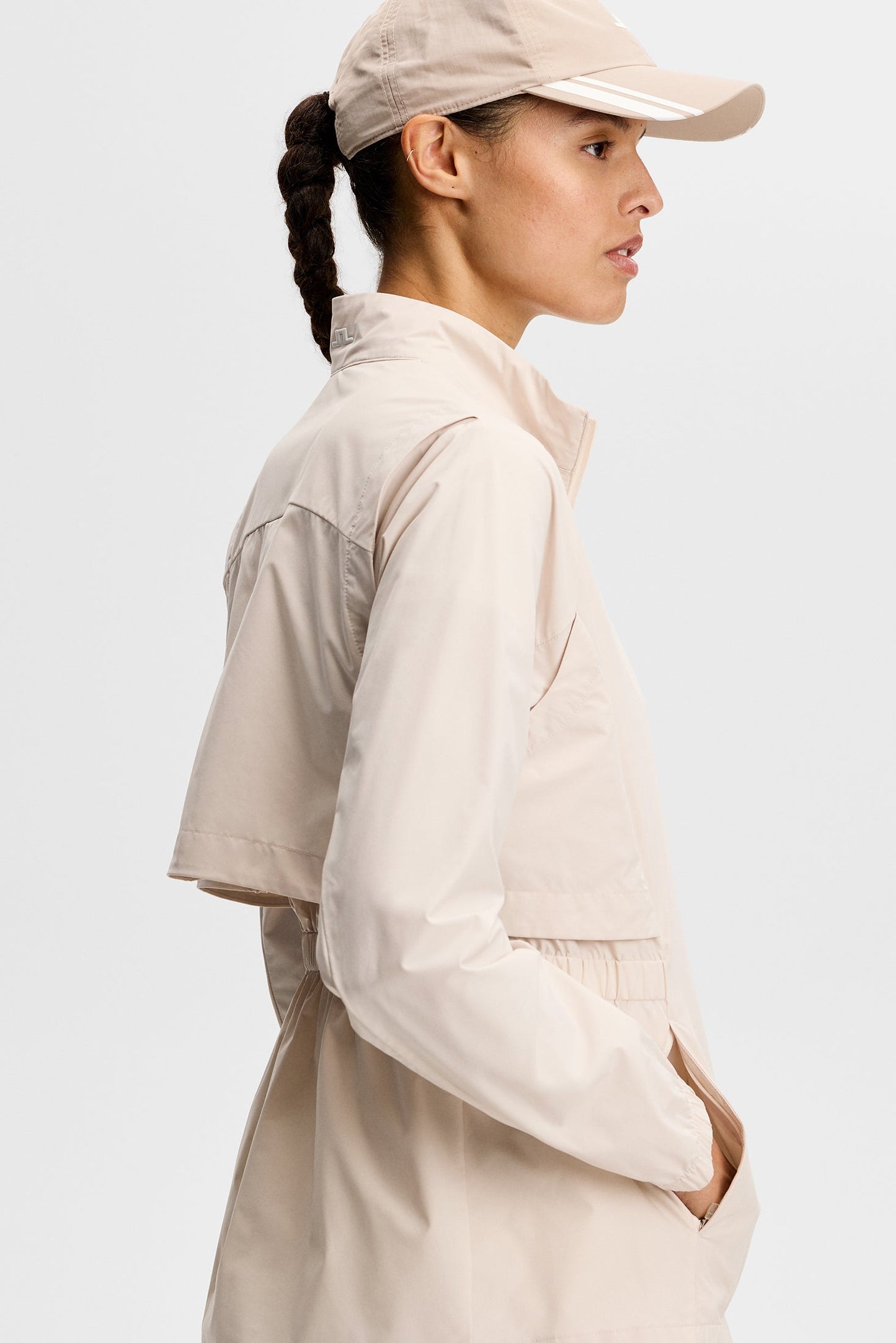 Ellie Motion Shell Jacket / Moonbeam
