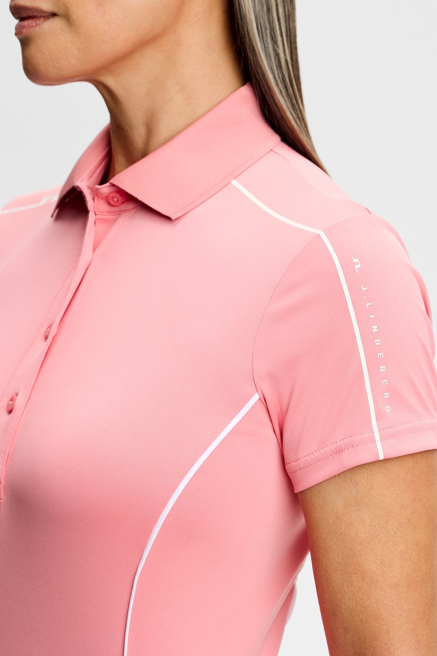 Leyla  Polo / Flamingo Plume