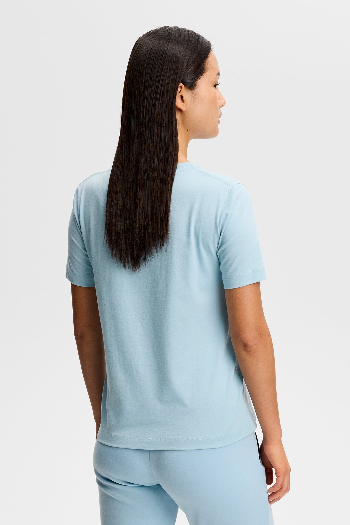 Nova Graphic T-shirt / Forget-Me-Not
